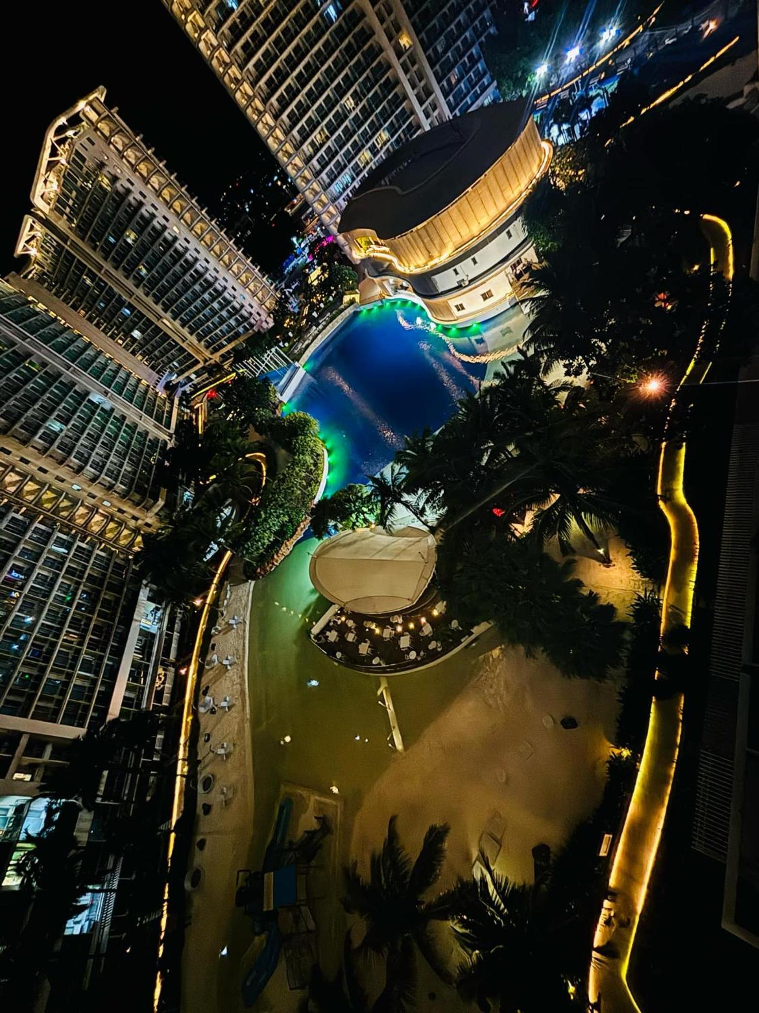 Holiday Escape Philippines مانيلا المظهر الخارجي الصورة